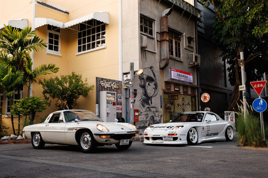 Mazda Cosmo and FD RX-7 at Hikki Hut's collection in Thailand (24x36)